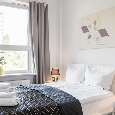 Urban Chic - Pereca - Rondo Onz - Luxury Warsaw Stays - 14 People Exteriér fotografie
