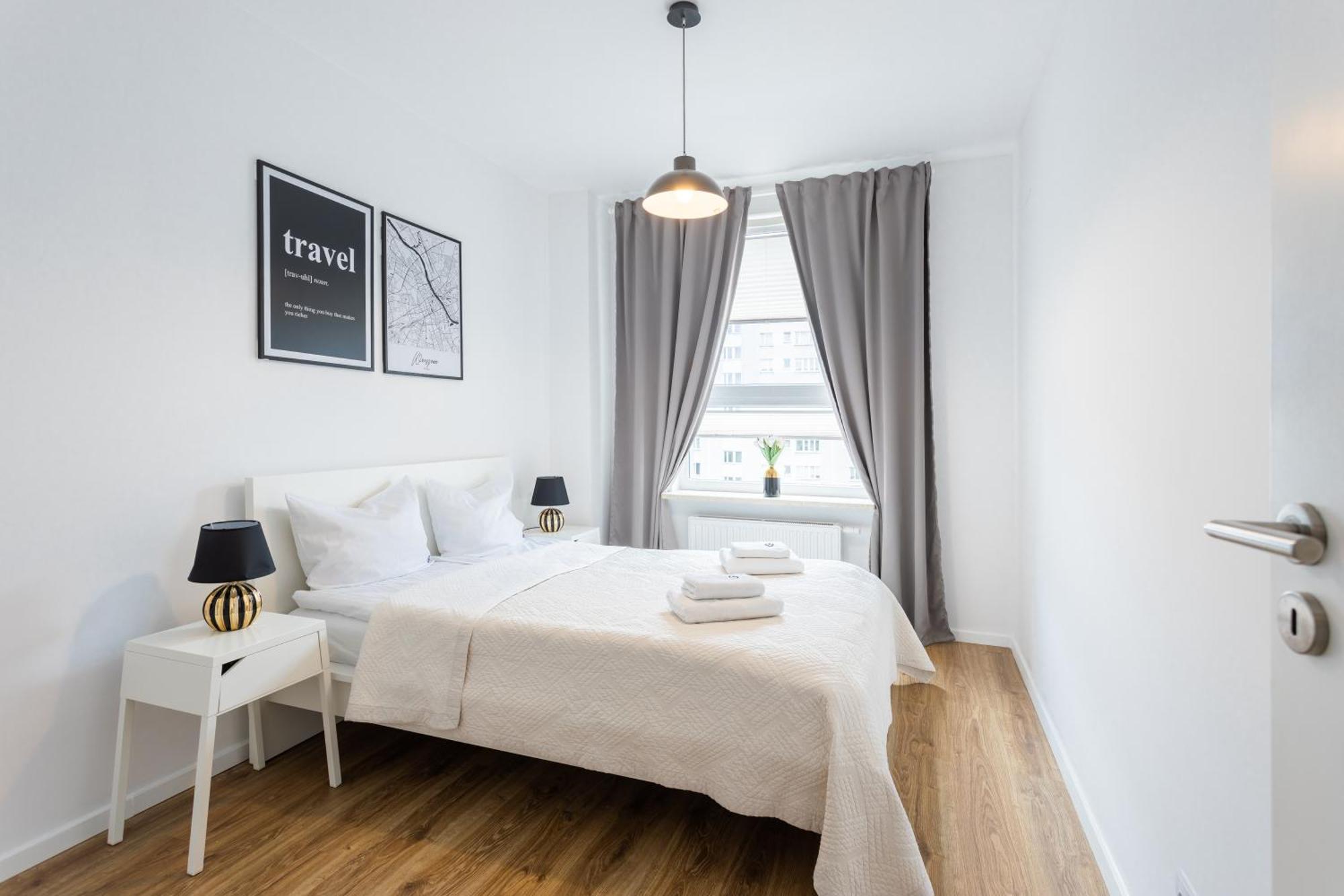 Urban Chic - Pereca - Rondo Onz - Luxury Warsaw Stays - 14 People Exteriér fotografie